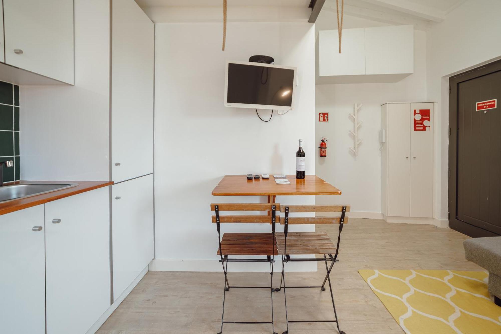 Mezzanine Stylish Apartments By Vacationy Porto Exterior foto